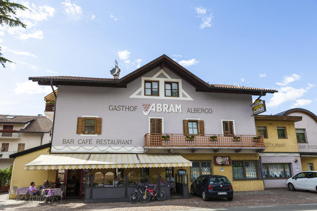 Gasthaus Abram Ora / Auer Exteriér fotografie